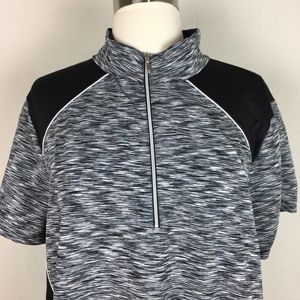 Chico's Black and Gray Short Sleeve Top - Picture 3 of 6